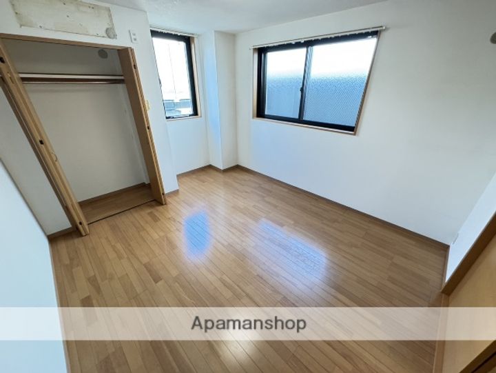 大阪府大阪市東淀川区淡路1丁目の賃貸マンションの内装