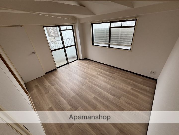 サンパレス21服部の内装