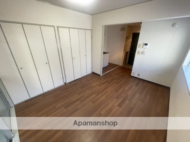 大阪府豊中市本町2丁目の賃貸マンションの内装