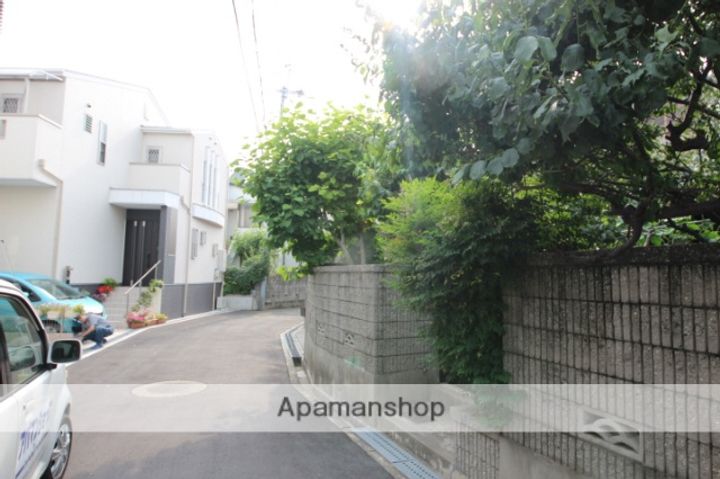 大阪府豊中市本町2丁目の賃貸マンションの周辺