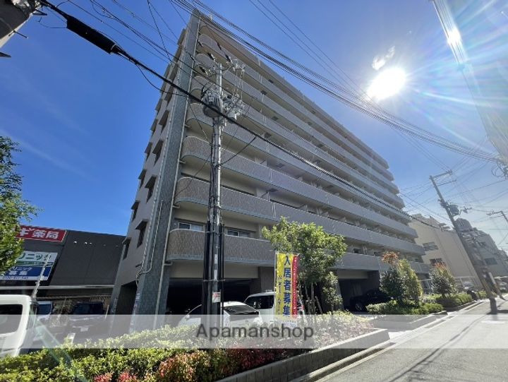 大阪府豊中市服部西町1丁目の賃貸マンションの外観