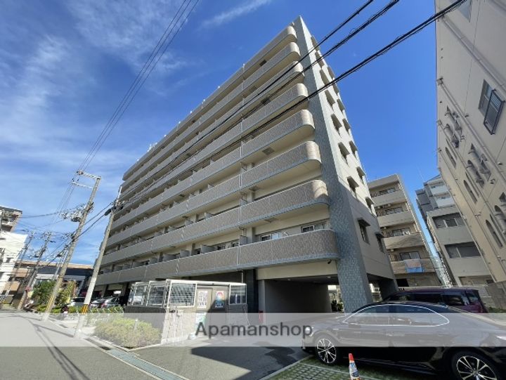 大阪府豊中市服部西町1丁目の賃貸マンションの外観