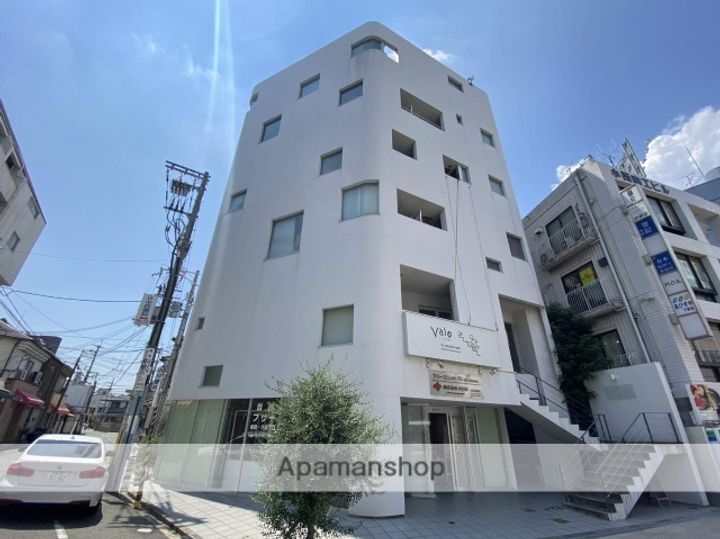 ラークスパ岡町の外観