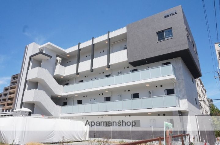 大阪府豊中市南桜塚2丁目の賃貸マンションの外観