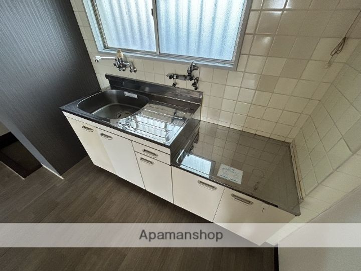 大阪府大阪市東淀川区豊新2丁目の賃貸マンションのキッチン