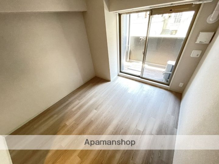 大阪府大阪市東淀川区淡路4丁目の賃貸マンションの内装