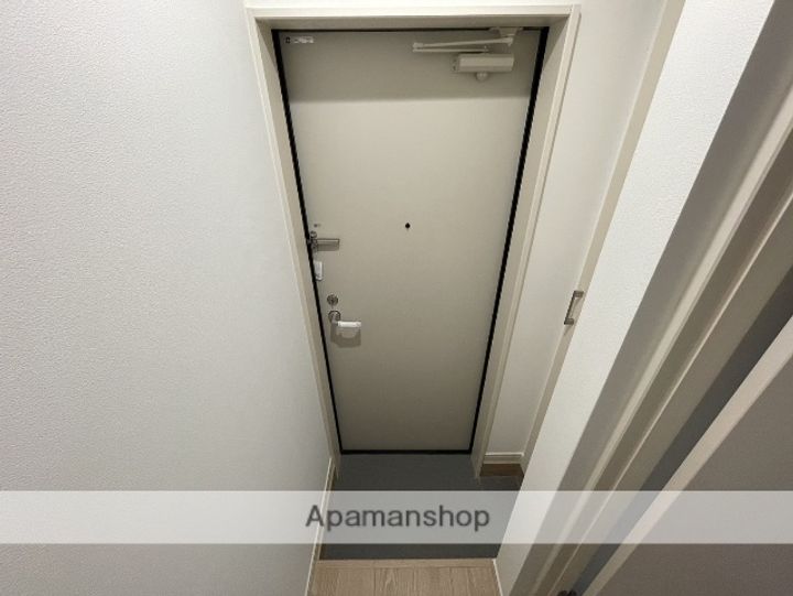 大阪府大阪市東淀川区下新庄5丁目の賃貸アパートの玄関