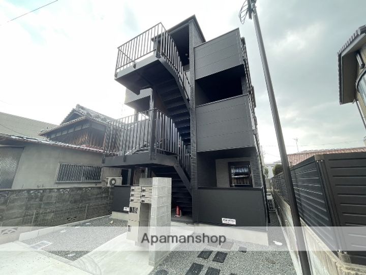 大阪府大阪市東淀川区下新庄5丁目の賃貸アパートの外観