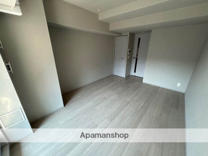 TOPAZ江坂の内装