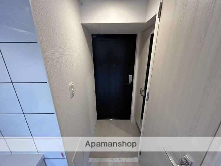 大阪府大阪市東淀川区東中島2丁目の賃貸マンションの玄関