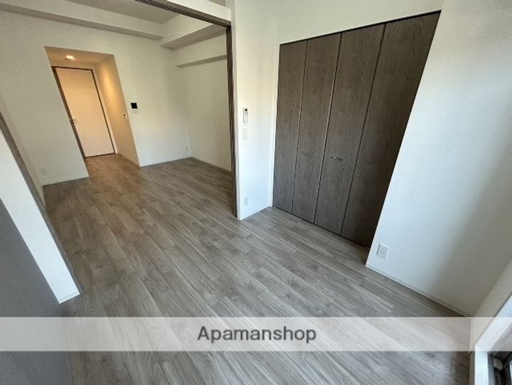 ARTIZA緑地公園の内装