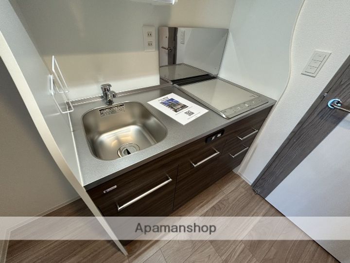 ARTIZA緑地公園のキッチン