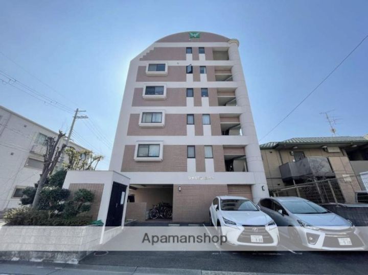 シャルマンエイトの外観