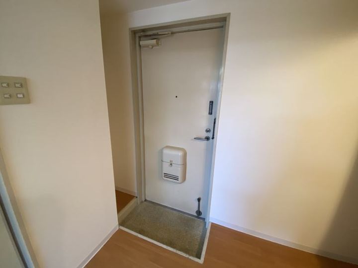 坂本マンション第一の玄関