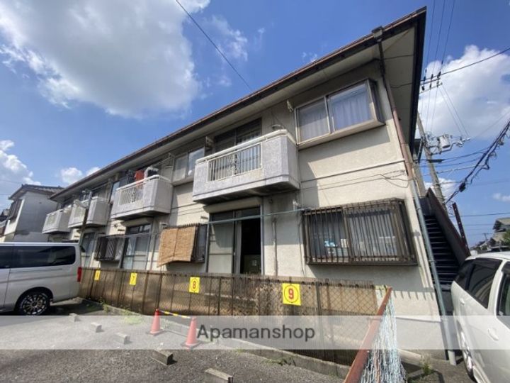 ガーデンハイツ松ヶ丘の外観