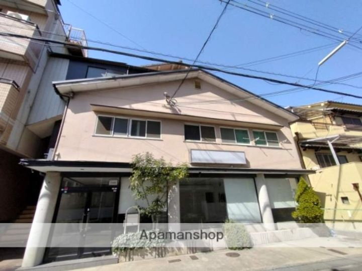 坂本第二マンションの外観