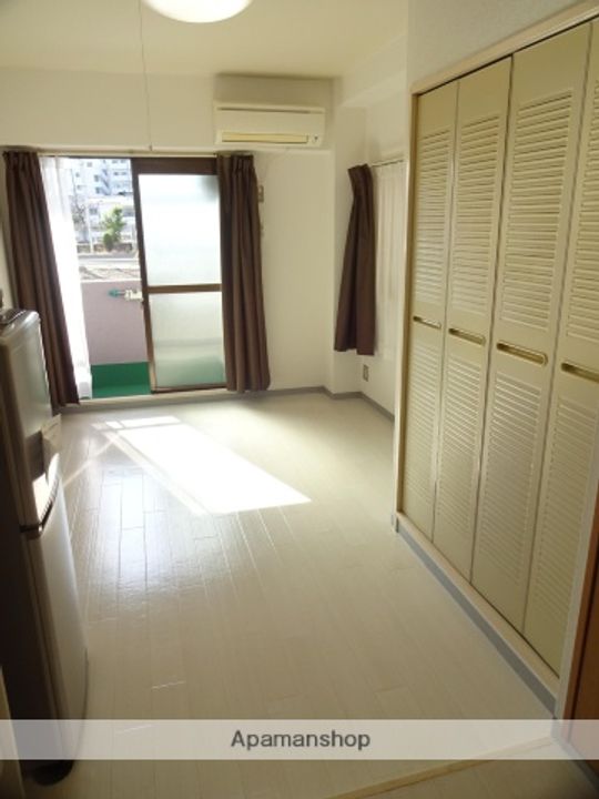 天美TKDハウスの居間