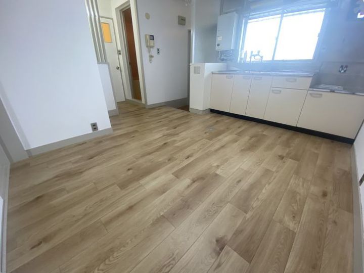 第二塩野マンションの居間