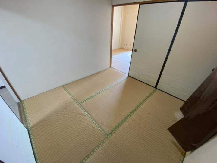 湯谷マンションC棟の内装