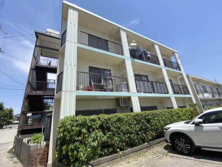 湯谷マンションC棟の外観