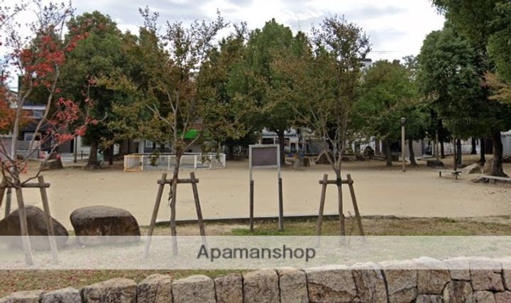 サンプラザ照ヶ丘矢田B棟の周辺