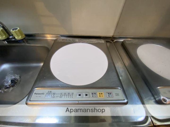 リファインハイツナカモトの内装