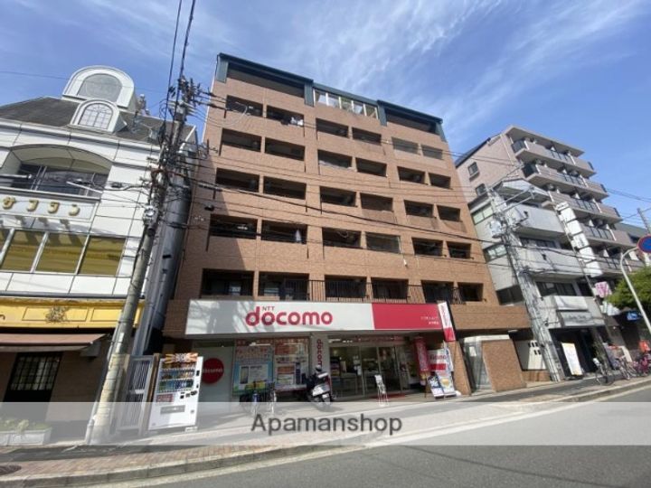マンション 芦紅(ろこう)の外観
