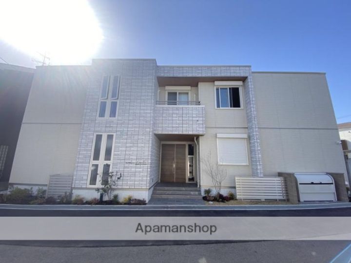 シャーメゾンルルドの外観