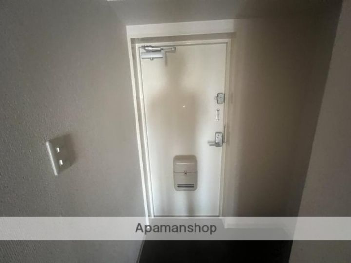 ヴィラシャトーの玄関