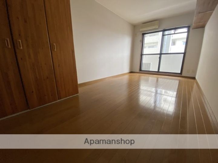 バーリオ222の居間