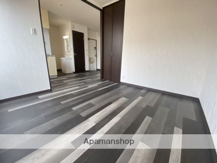 新栄プロパティー島泉Ⅱ A棟の内装