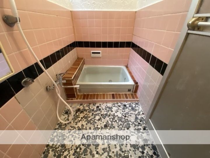 東新町5丁目3−19テラスの風呂