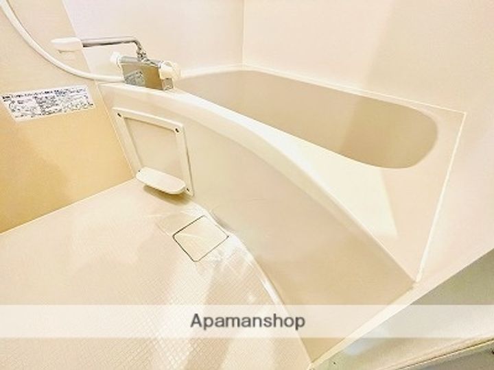 ドゥエリング千林商店街の内装