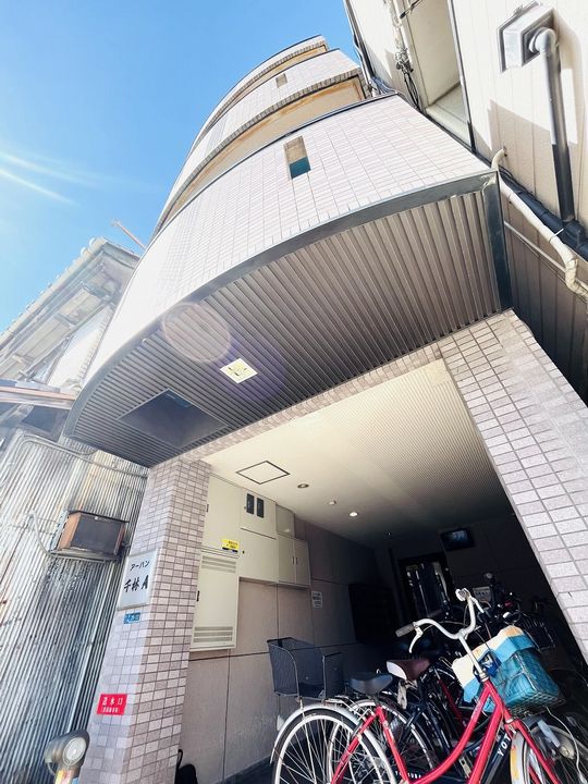 アーバン千林A棟の外観