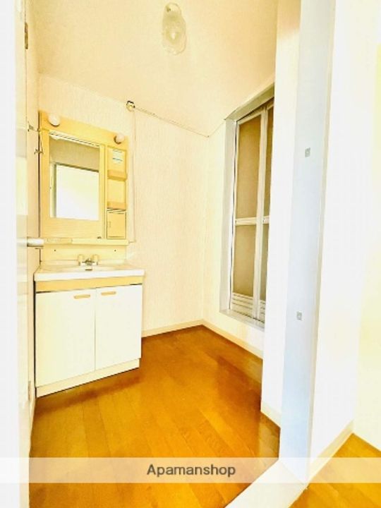 ライフ・ハイツ中宮の内装