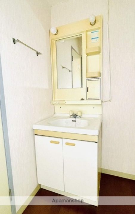 ライフ・ハイツ中宮のその他画像