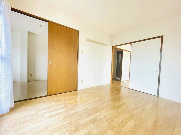 ベルダ中宮の居間