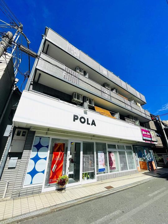 マンション津村の外観