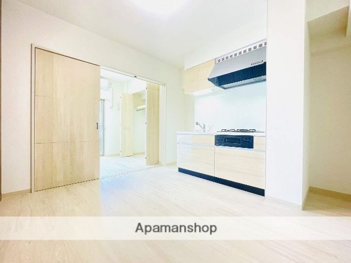 AMKレフィナード中宮の居間