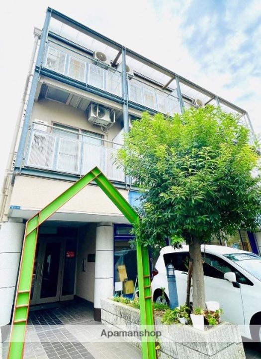 Green Villa 森小路の外観