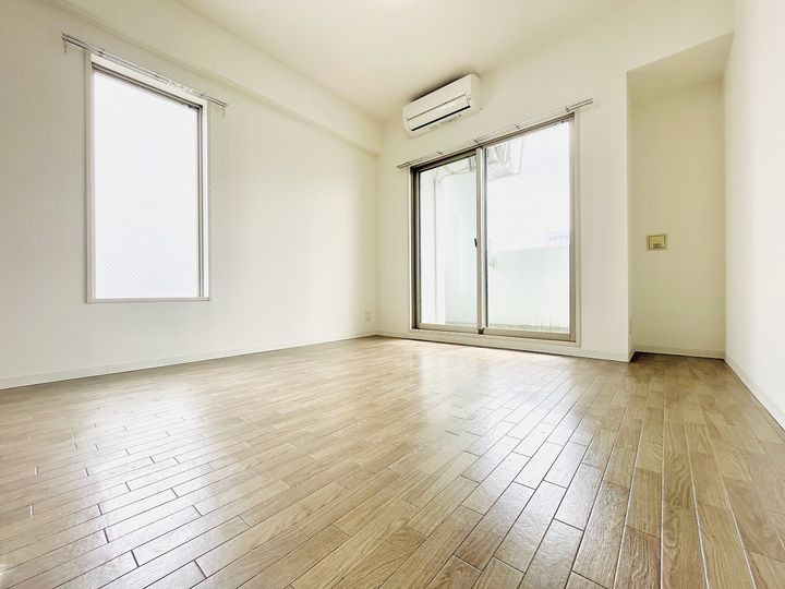 モデラート清水の居間