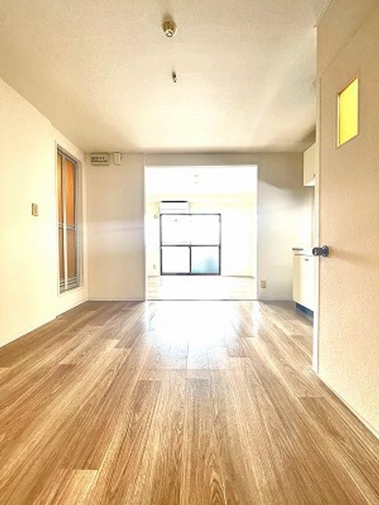 エクセレント新森の内装