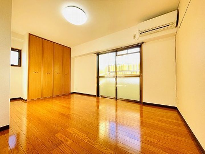 メゾンフレグランスの内装