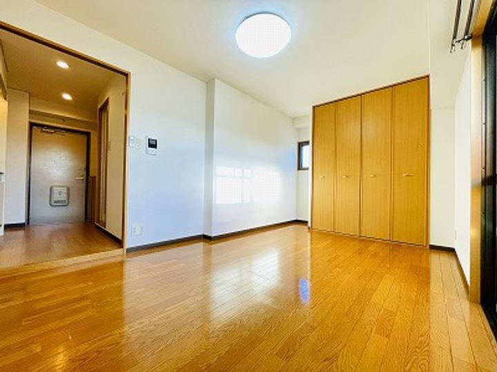 メゾンフレグランスの居間