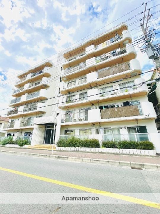 ガーデンハイツ藤田の外観