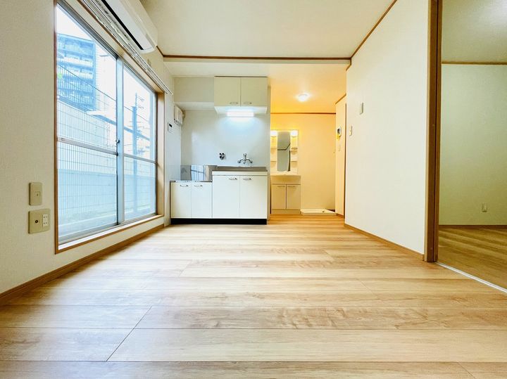 橘第2マンションの内装