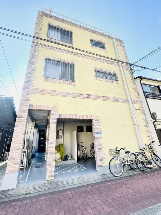 生江マンションの外観