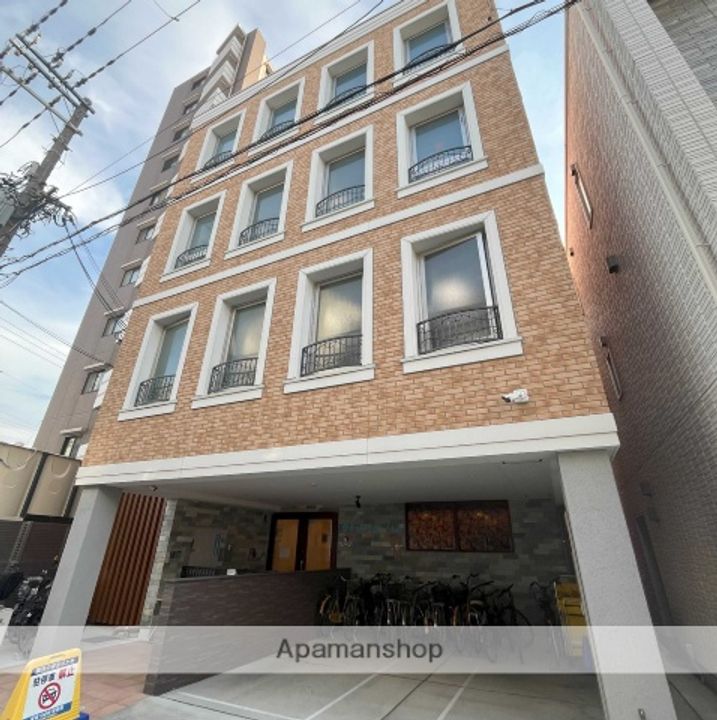 グレイスパインの周辺