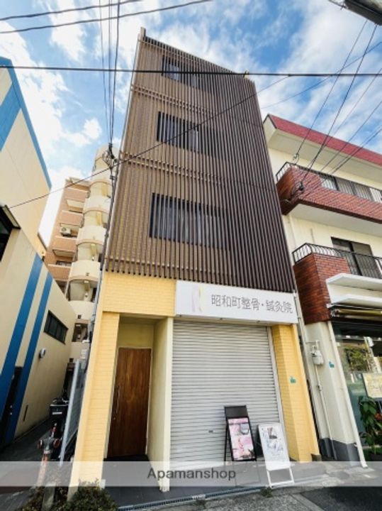 シャンブル昭和町301の外観