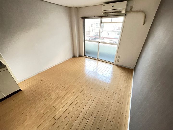 兵庫県西宮市笠屋町の賃貸マンションの内装